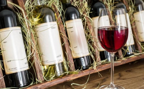 中國紅酒批發(fā)市場 云南葡萄酒彌勒蒙自德欽產(chǎn)區(qū)